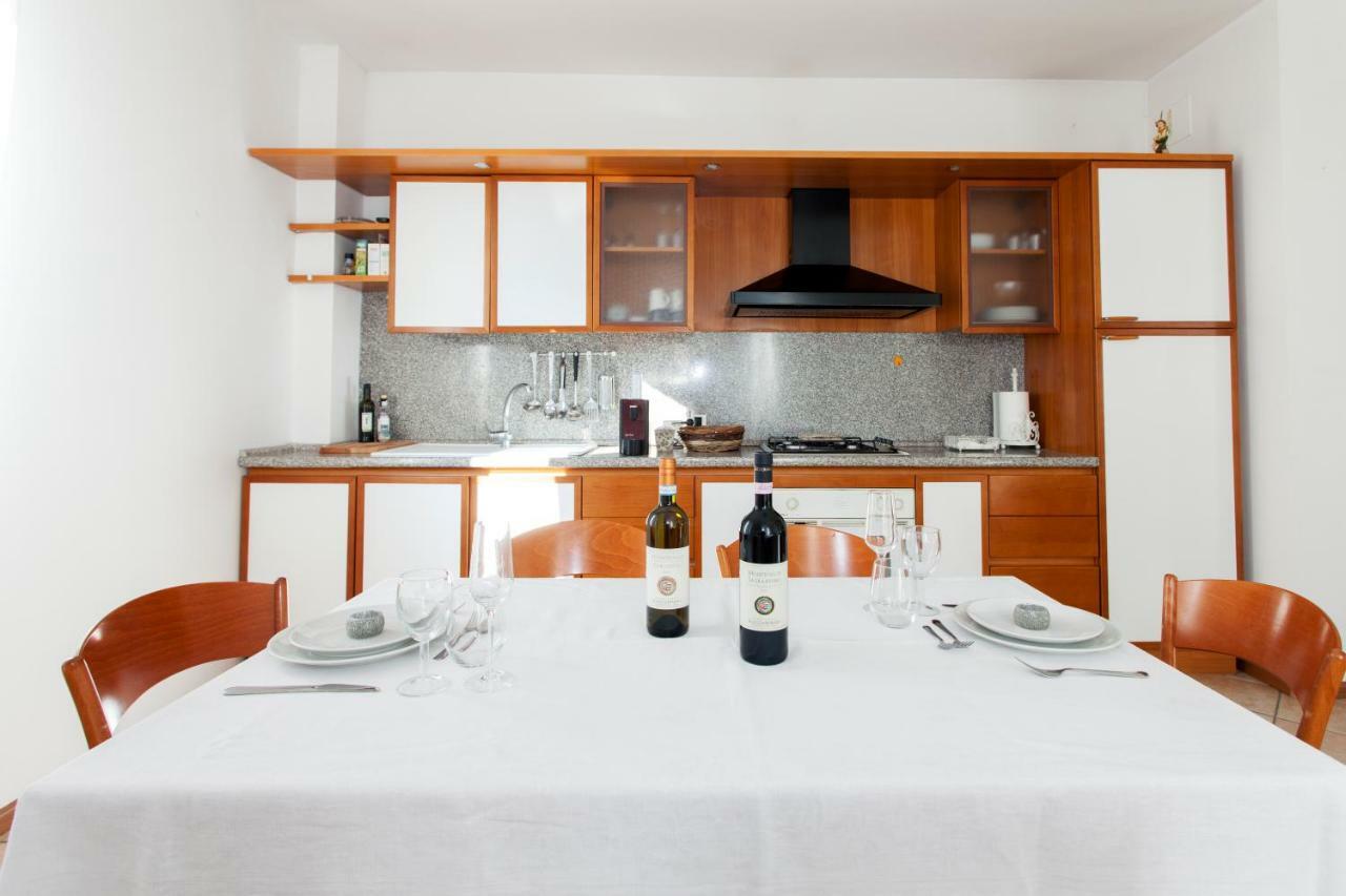 Roxy House Apartment อัสซิซี ภายนอก รูปภาพ